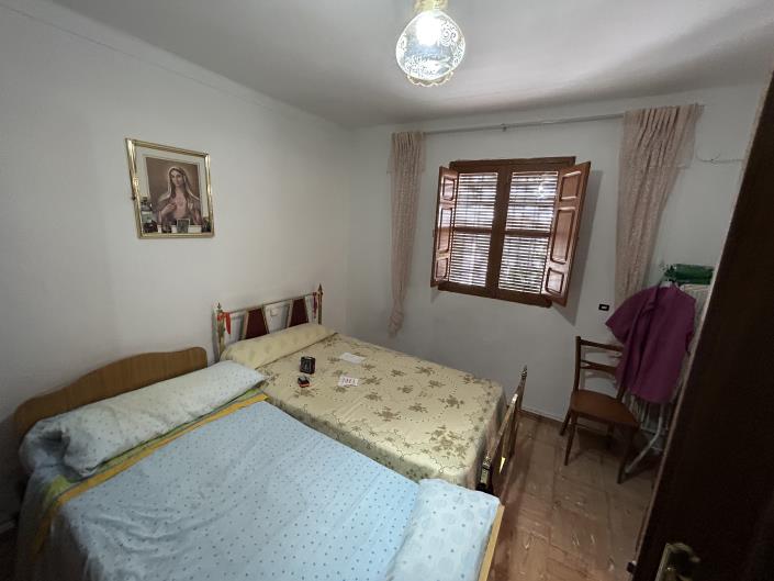 Image No.42-4 Bed Village House for sale