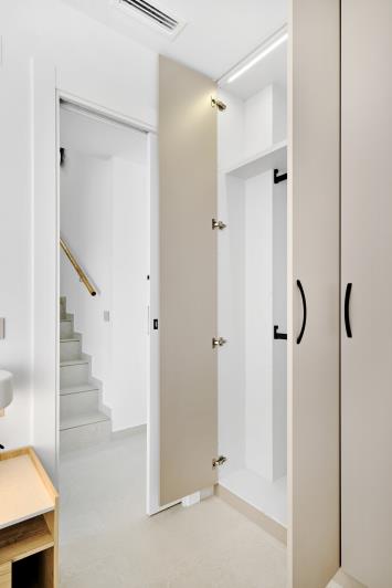 Image No.25-3 Bed Villa for sale