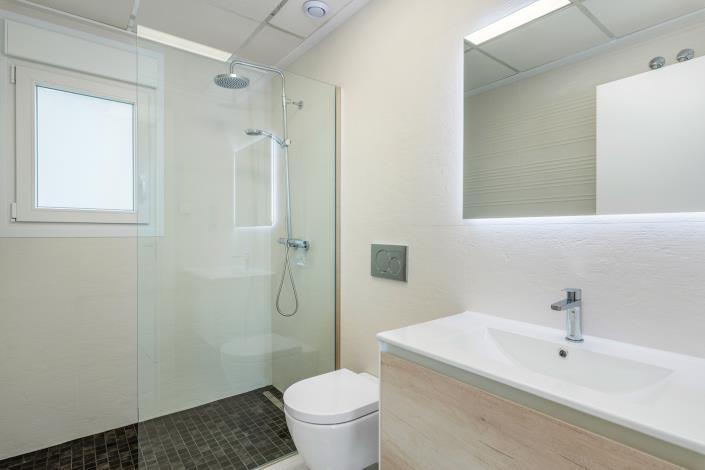 Image No.12-3 Bed Villa for sale