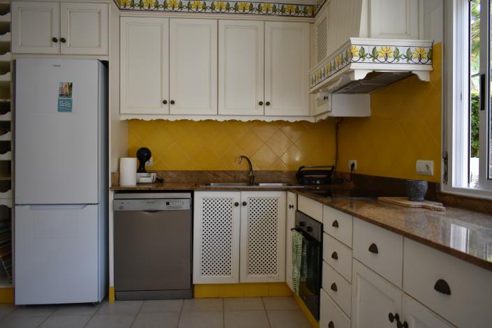 Image No.10-3 Bed Semi-Detached for sale