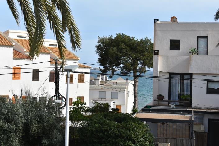 Image No.20-3 Bed Semi-Detached for sale