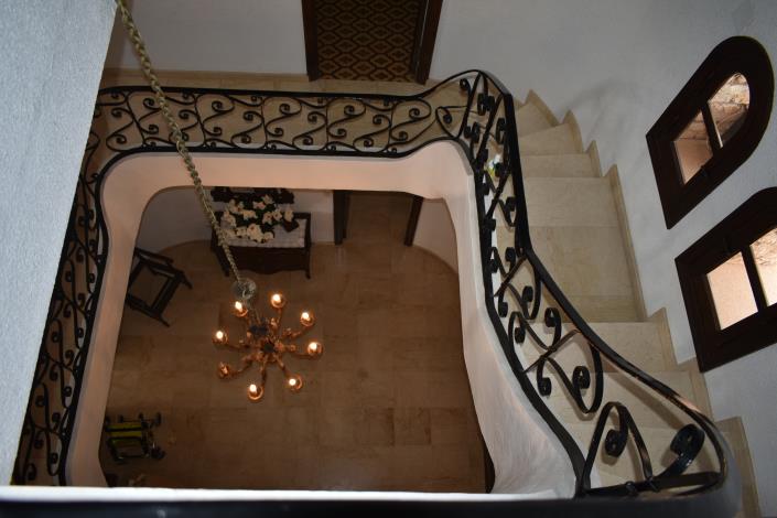 Image No.29-5 Bed Villa for sale