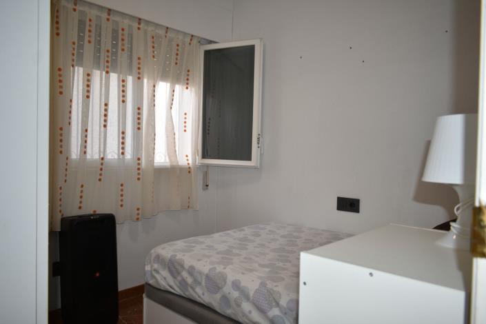 Image No.12-3 Bed Apartment for sale