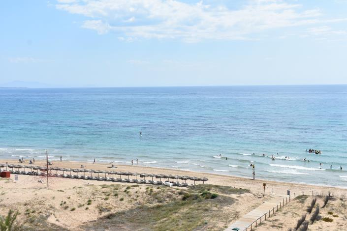 Image No.24-3 Bed Apartment for sale