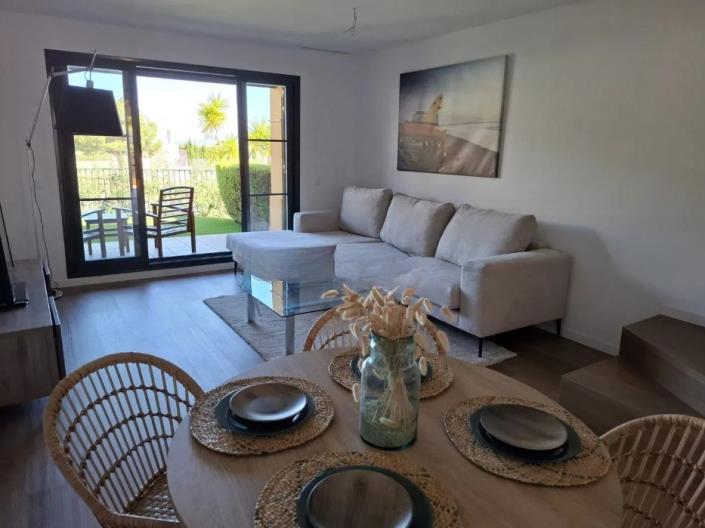 Image No.2-2 Bed Townhouse for sale