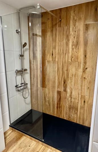 Image No.12-2 Bed Apartment for sale