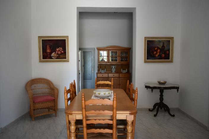 Image No.25-4 Bed Country House for sale