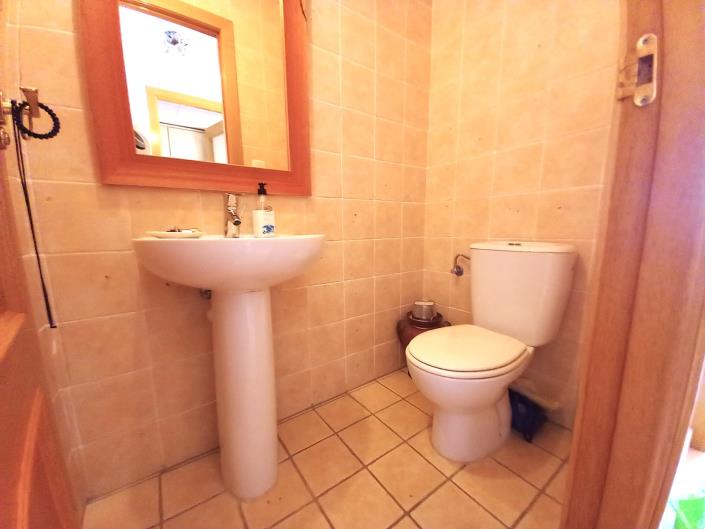 Image No.13-3 Bed Townhouse for sale