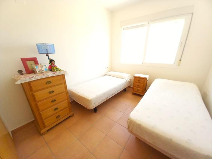 Image No.24-3 Bed Townhouse for sale