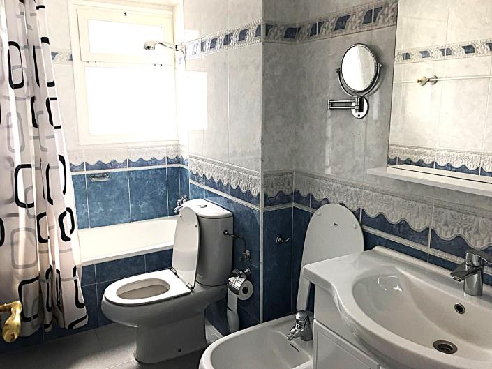 Image No.9-3 Bed Apartment for sale