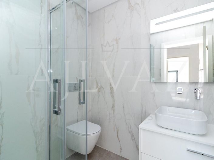 Image No.5-2 Bed Apartment for sale