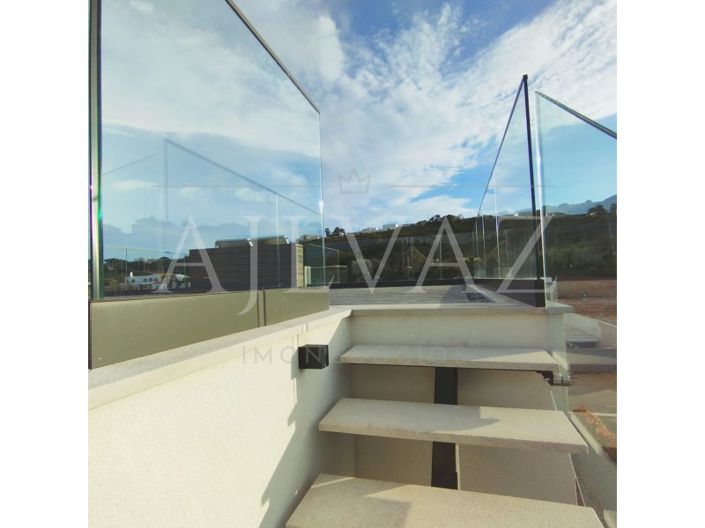 Image No.24-3 Bed House for sale