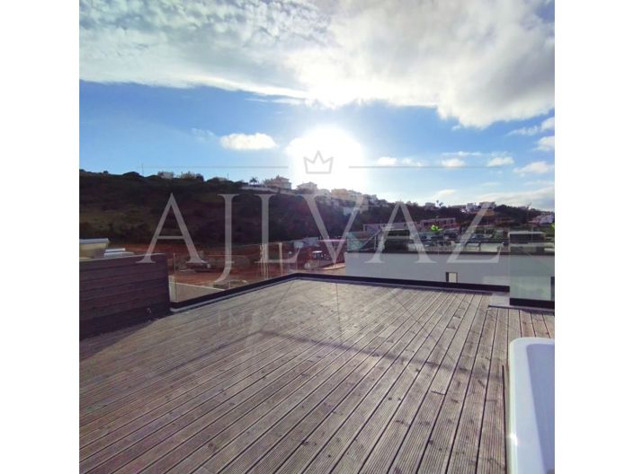 Image No.27-3 Bed House for sale