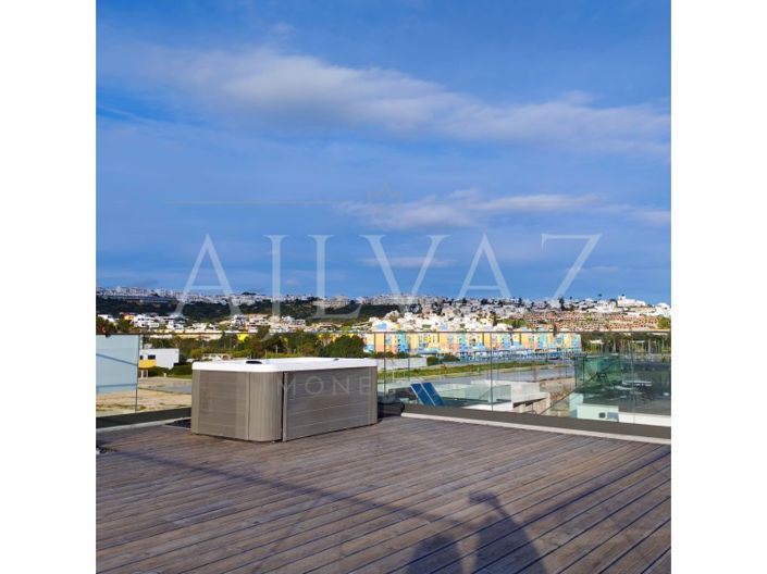 Image No.30-3 Bed House for sale