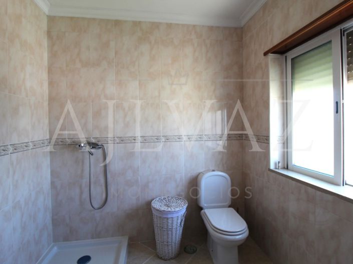 Image No.30-5 Bed House for sale