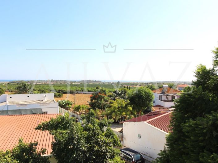 Image No.35-5 Bed House for sale