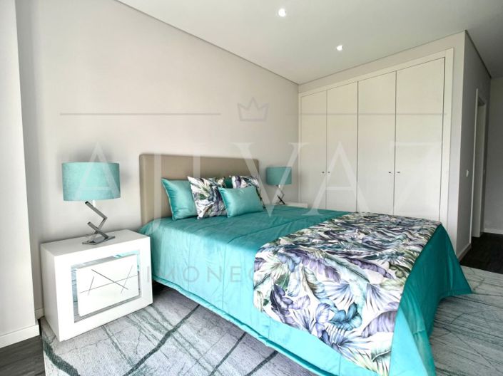 Image No.15-3 Bed Apartment for sale