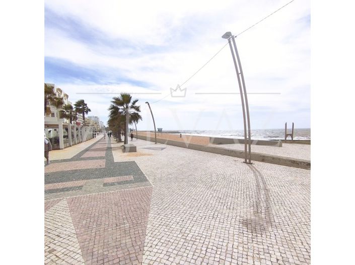 Image No.38-2 Bed Apartment for sale