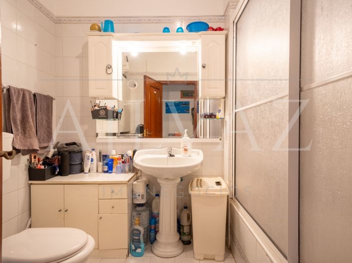 Image No.12-3 Bed Apartment for sale