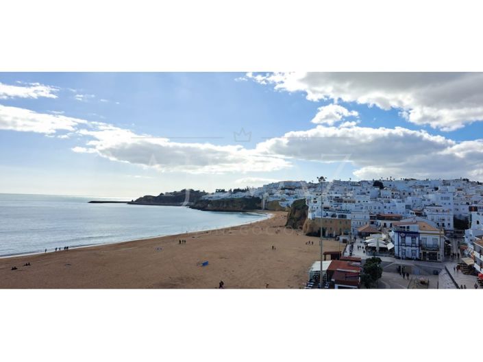 Image No.34-3 Bed Apartment for sale