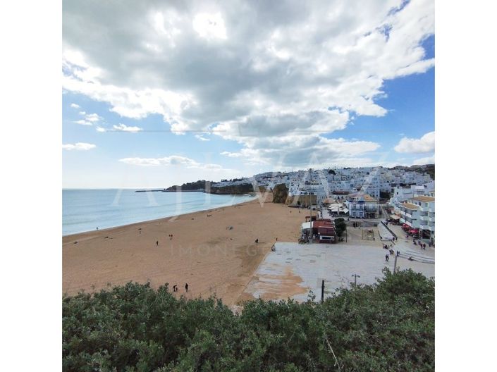 Image No.36-3 Bed Apartment for sale