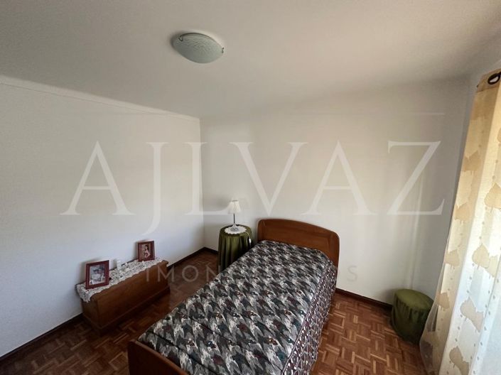 Image No.28-5 Bed House for sale