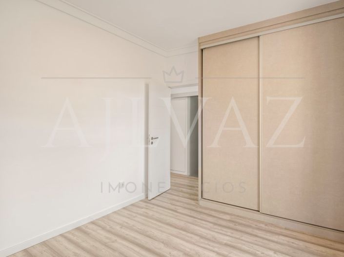 Image No.23-1 Bed Apartment for sale