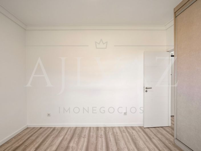 Image No.28-1 Bed Apartment for sale