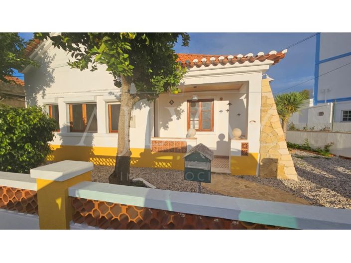 Image No.13-2 Bed House for sale