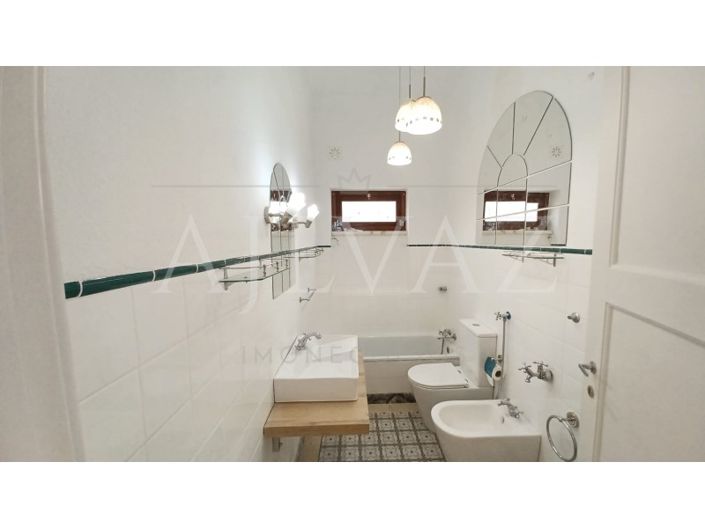 Image No.31-2 Bed House for sale