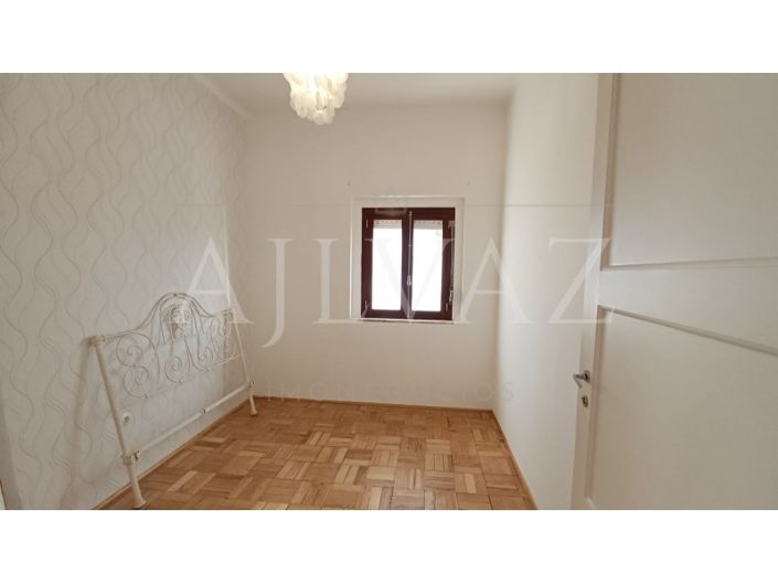 Image No.34-2 Bed House for sale