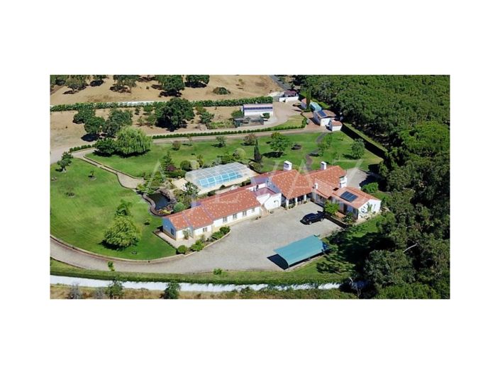 Image No.3-4 Bed Farmhouse for sale