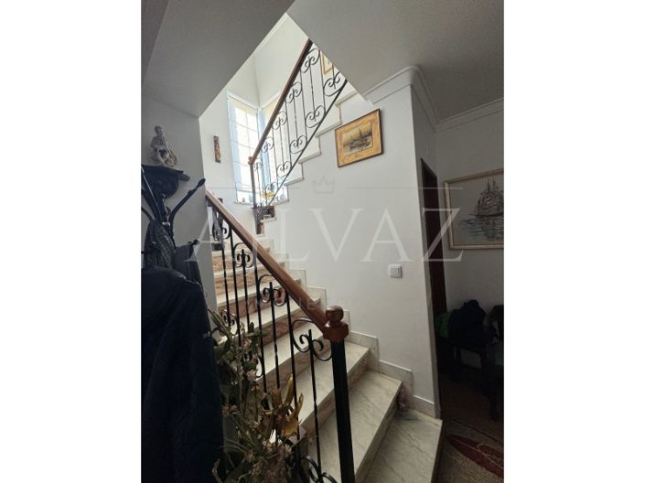 Image No.13-5 Bed House for sale