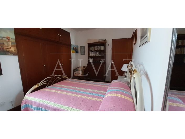 Image No.20-5 Bed House for sale