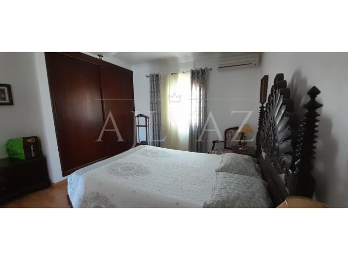 Image No.25-5 Bed House for sale