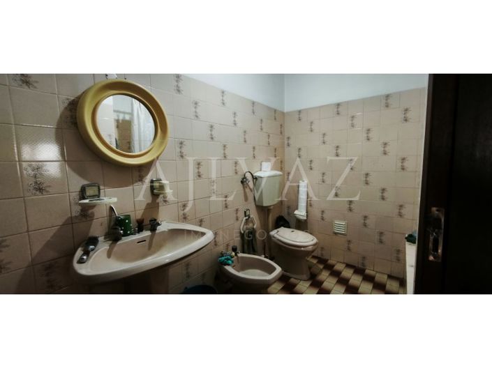 Image No.15-5 Bed House for sale