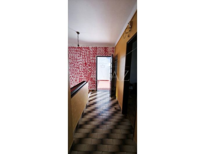 Image No.18-5 Bed House for sale