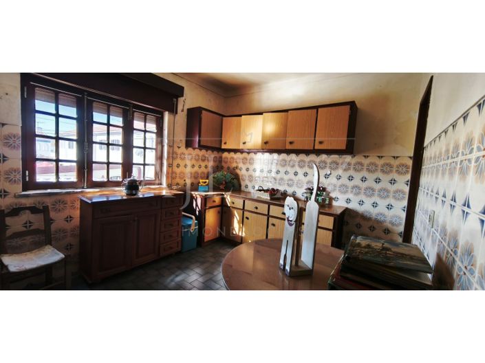 Image No.13-7 Bed House for sale