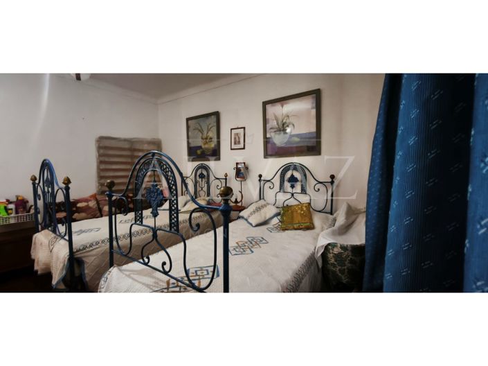 Image No.35-7 Bed House for sale