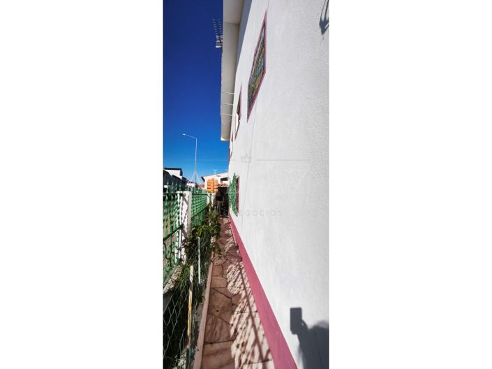 Image No.5-7 Bed House for sale