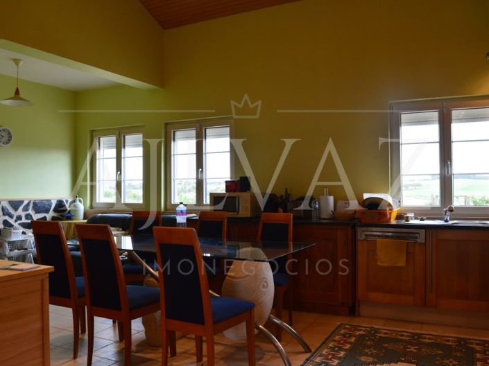 Image No.6-3 Bed House for sale