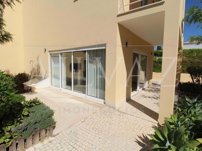 Image No.11-3 Bed House for sale