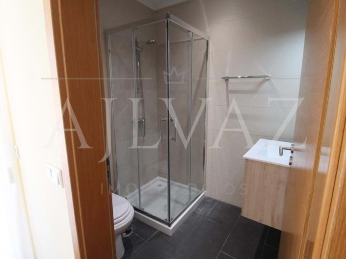 Image No.22-3 Bed House for sale