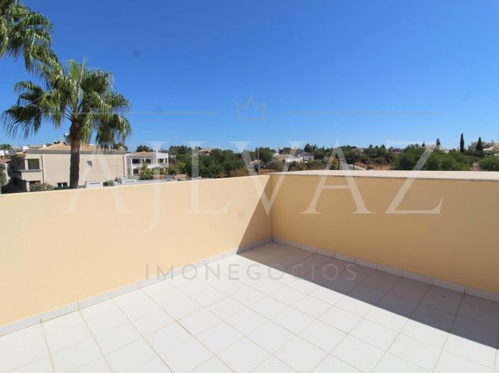 Image No.28-3 Bed House for sale