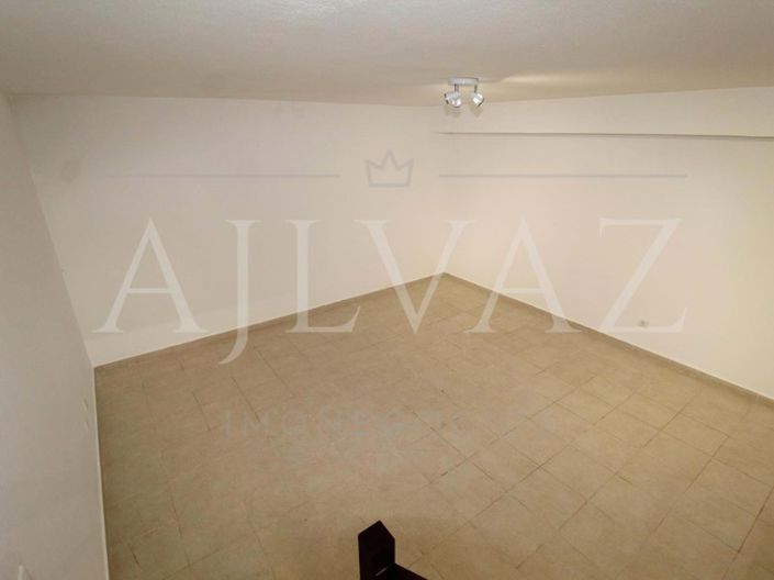 Image No.34-3 Bed House for sale