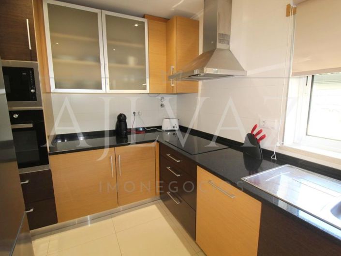 Image No.7-3 Bed House for sale