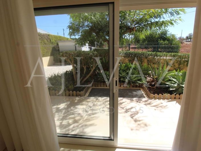 Image No.9-3 Bed House for sale