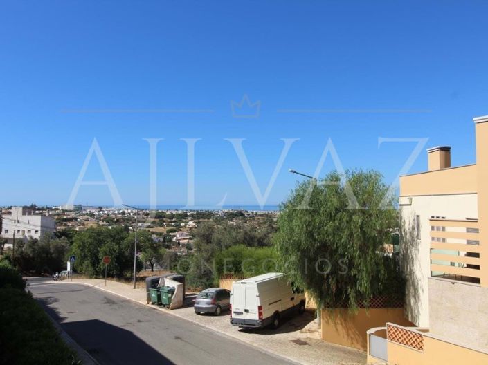 Image No.17-2 Bed House for sale