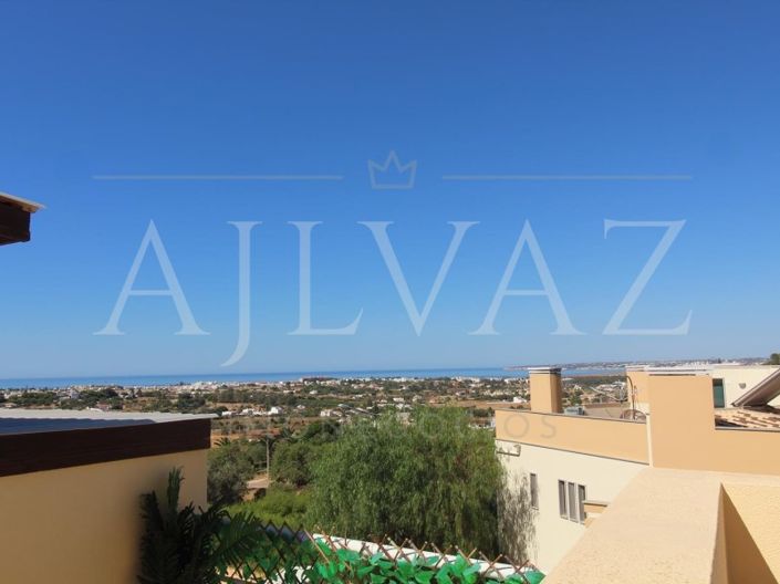 Image No.31-2 Bed House for sale