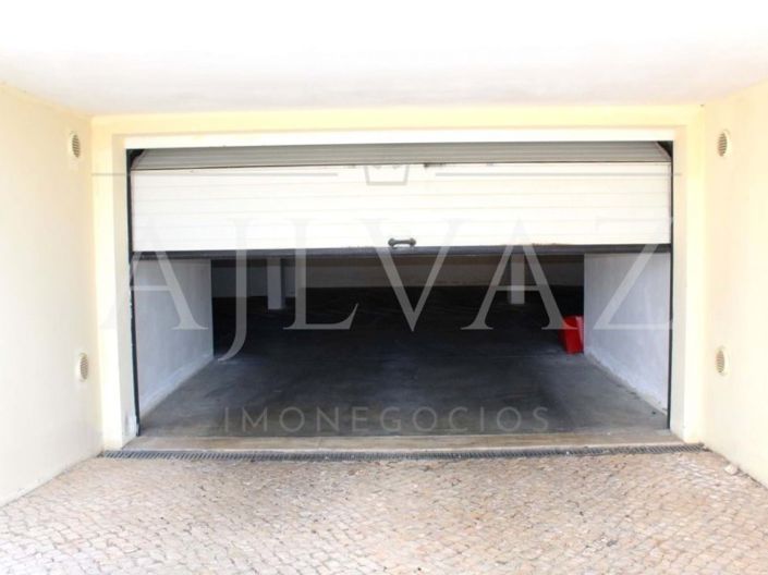 Image No.32-2 Bed House for sale